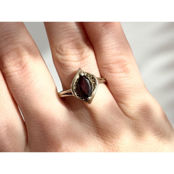 Calla Lily Garnet Semi-Precious 925 Sterling Silver Vintage Ring - sz 8 - Picture 11 of 11